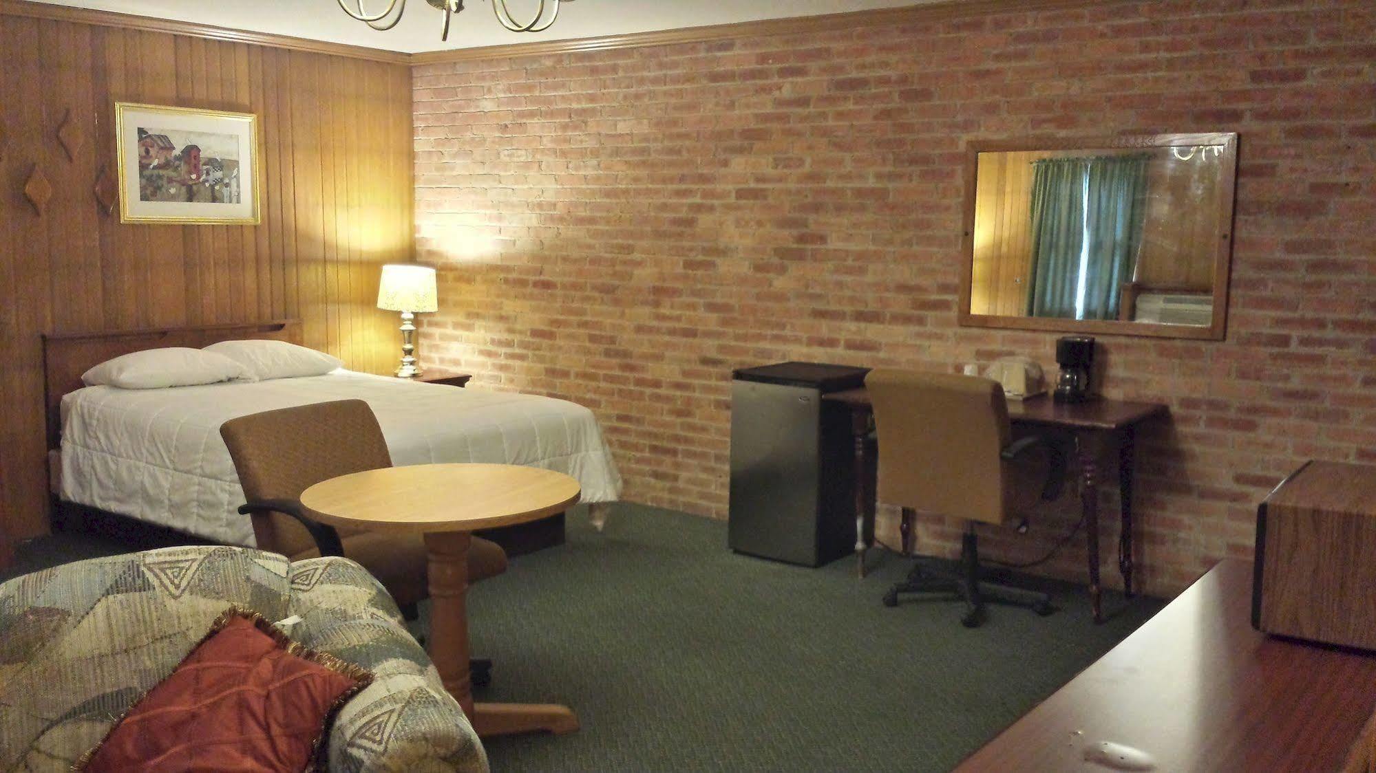 שמפיין The Lincoln Lodge Urbana מראה חיצוני תמונה