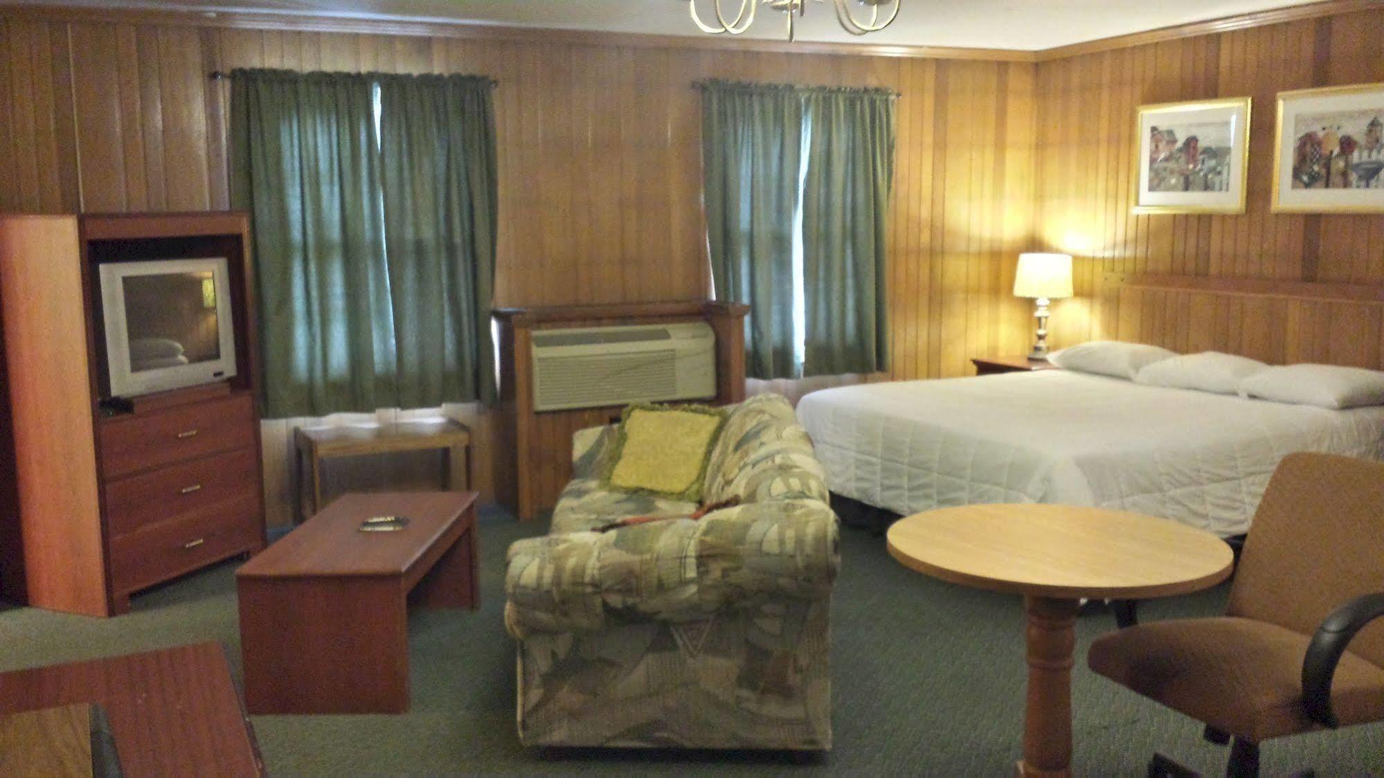 שמפיין The Lincoln Lodge Urbana מראה חיצוני תמונה