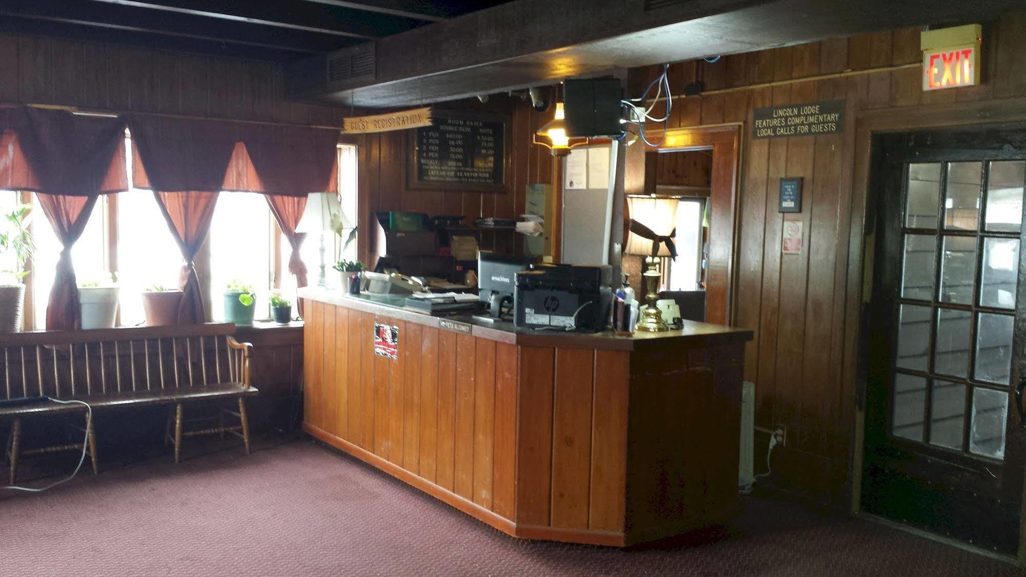 שמפיין The Lincoln Lodge Urbana מראה חיצוני תמונה