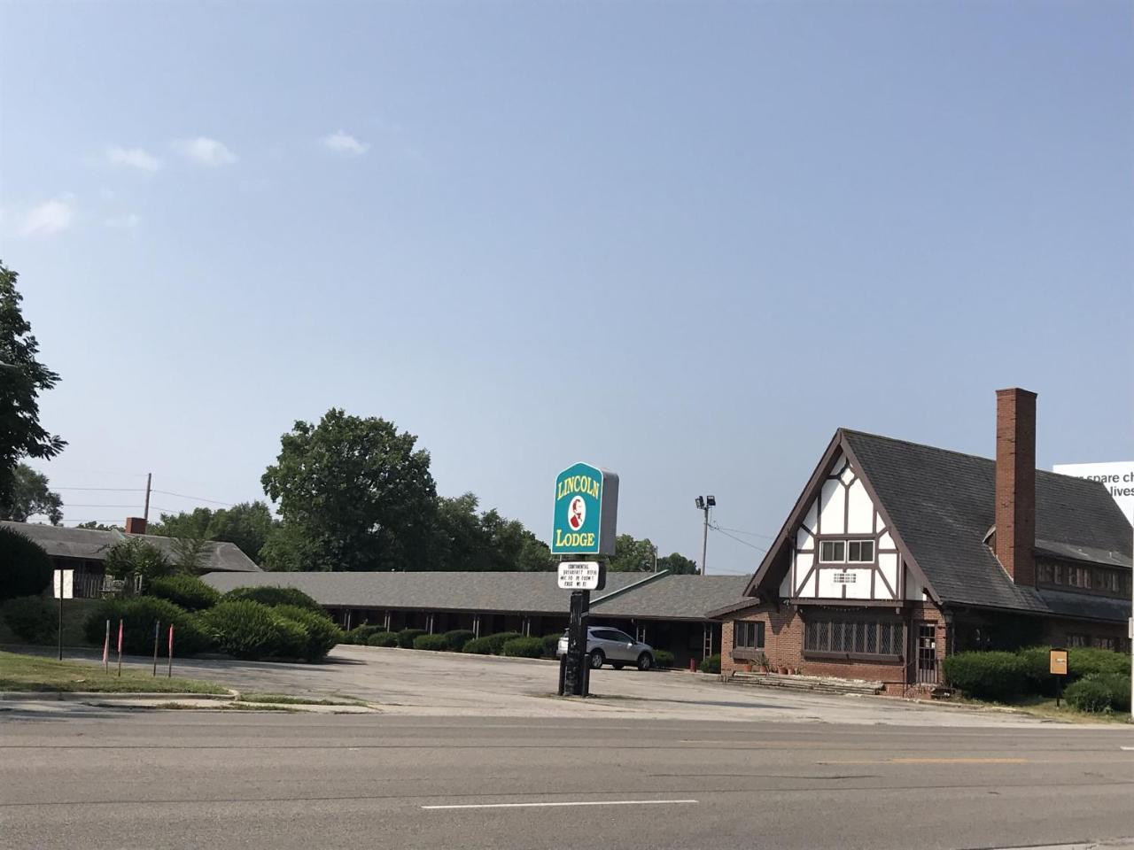 שמפיין The Lincoln Lodge Urbana מראה חיצוני תמונה