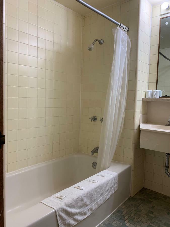 שמפיין The Lincoln Lodge Urbana מראה חיצוני תמונה
