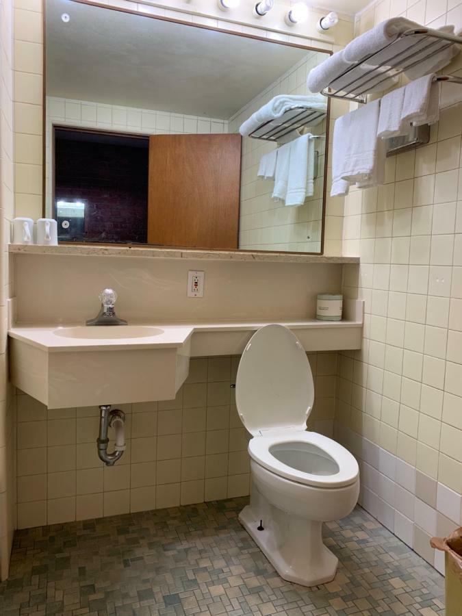 שמפיין The Lincoln Lodge Urbana מראה חיצוני תמונה